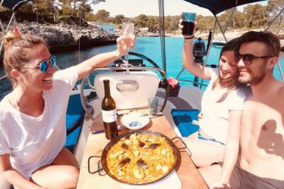 Private sailing with Paella and Tapas in Palma - Meet in Palma, end in Palma: easy start, easy finish