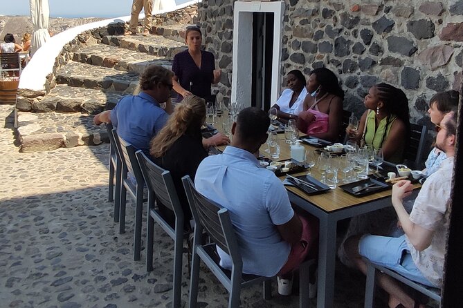 Private Wine Tour in 3 Wineries with 12 Wine Tastings and Tapas - 12 Tastings, Mineral Water, Cheese, Olives, and Tapas
