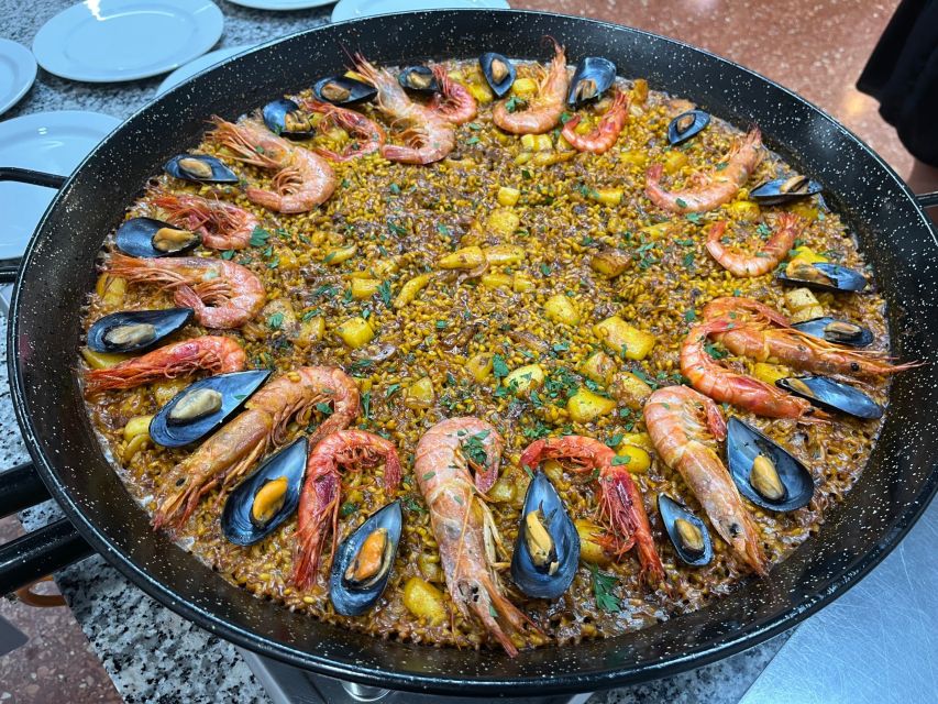 Real Paella Cooking Class – Market Visit & Sangría Workshop - Eating together: the meal is part of the lesson