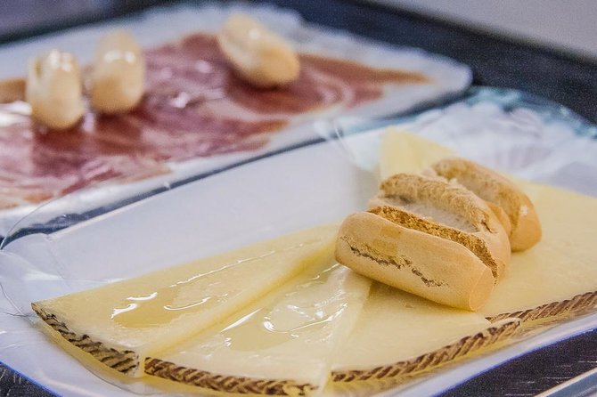 Royal Palace Madrid & Tapas Experience with Skip the Line Ticket - Inside the palace for two hours: rooms, art, and the royal storyline