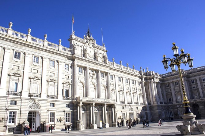 Royal Palace Madrid & Tapas Experience with Skip the Line Ticket - Walking, timing, and where the tour starts and ends