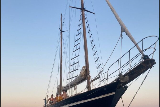 Sail tour tapas day charter boat trip private sailing pirate - Pirate Theme for Real People: Fun, But Still Straightforward