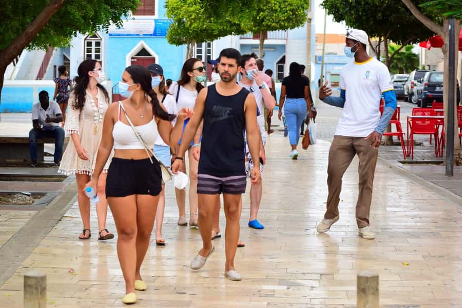 Sal: Espargos City Tour, Local Life, and Cape Verde Tapas - The Amílcar Cabral airport stop: small time, big context