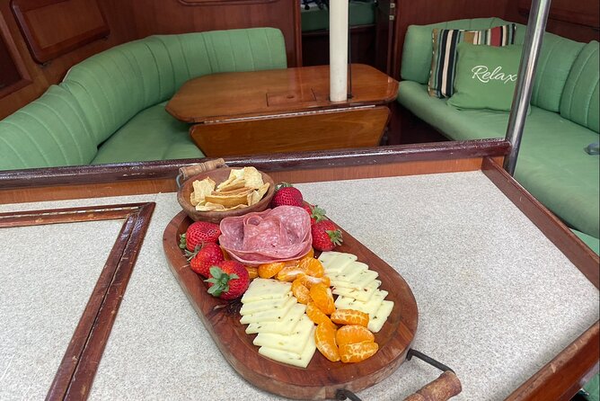 San Juan Bay Private Tour with Drinks and Tapas: 4+ people - A linger-on-your-own island moment