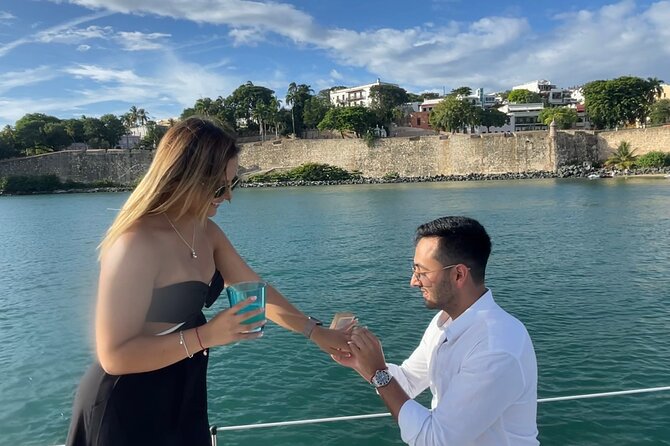 San Juan Bay Private Tour with Drinks and Tapas: 4+ people - Real coastal-town views of Old San Juan