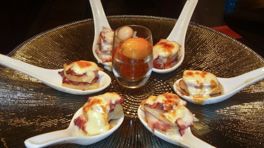 San Sebastian: Private Pintxos Basque -Tapas Tour - 2.5 Hours in the Old Quarter: What the Flow Feels Like
