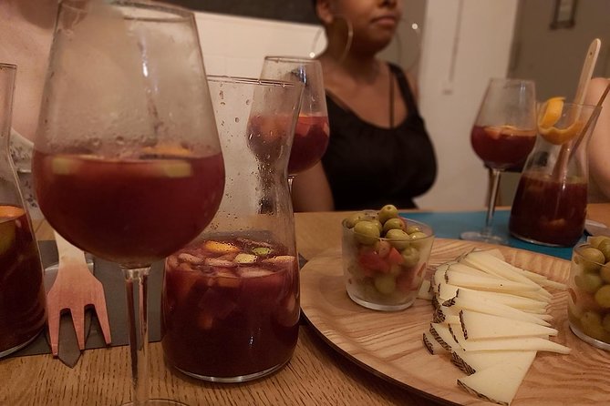 Sangria Cultural Workshop with Tapas - What to Expect Minute by Minute at 7:30 pm