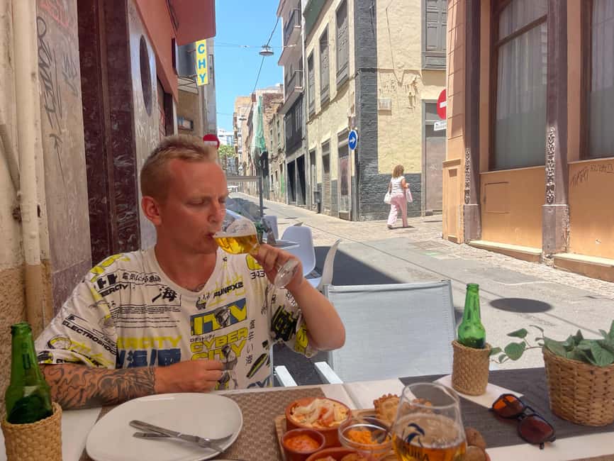 Santa Cruz guided bike tour 1,5 hour + Tapas - Getting set up at Calle Dr. Allart 17 (and why it matters)