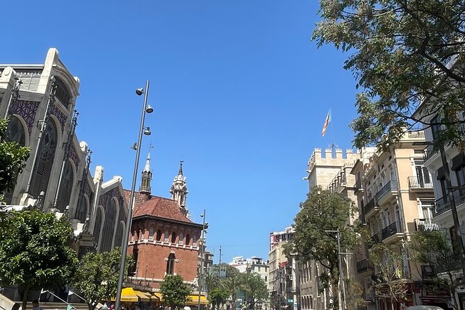 Savor Spain: Your Ultimate Tapas Tour Guide - Meeting Chefs and Learning What’s Behind the Bite