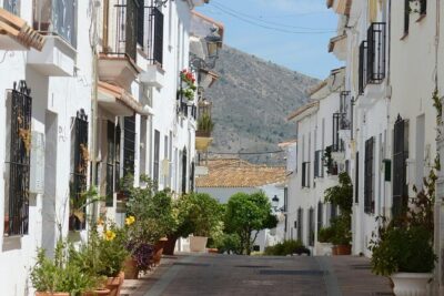 Self Guided Wine and Tapas Walking Tour - What $98 buys you: six tastings and a real excuse to wander