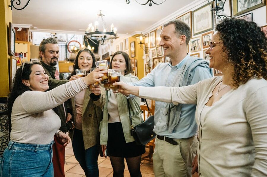 Seville: Private Tapas & History Tour in Triana Neighborhood - Drinks and tapas: how the portions make sense