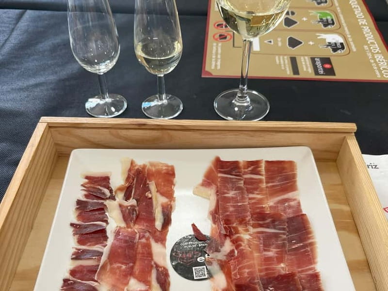 Seville: Secret Food Tour with Tapas and Drinks - How a tapas tour changes the way you see Seville