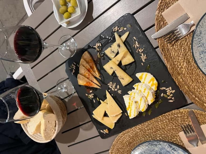 Seville: Secret Food Tour with Tapas and Drinks - Elena Dávila Juidiat: the difference a real guide makes