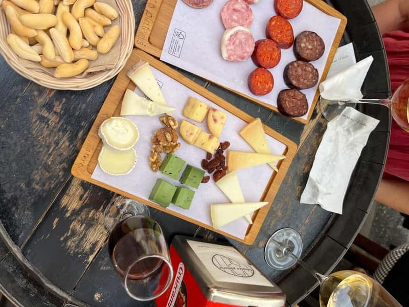 Seville: Secret Food Tour with Tapas and Drinks - Price and value: what $159 buys you in real terms