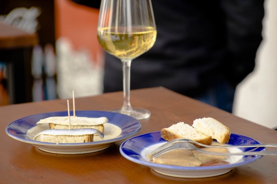 Seville: Tapas Crawl - Seville tapas crawl basics: what you really get for $86
