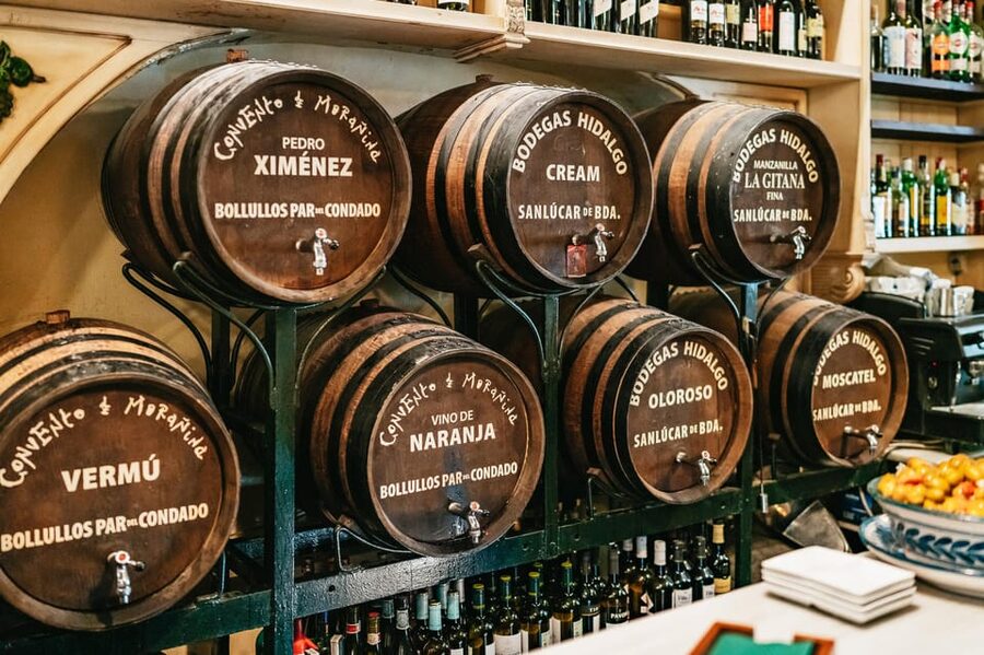 Seville: Tapas, Taverns and History Guided Walking Tour - Stop Two at Las Teresas: orange wine, manchego, and pork-belly comfort