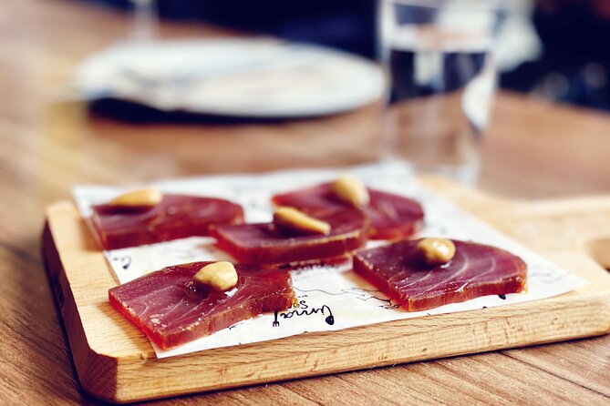 Seville Tapas Tour & Authentic Flamenco Show - The flamenco show ticket: what to expect in the room
