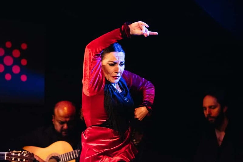 Seville: Tapas Walking Tour with Traditional Flamenco Show - Key points to know before you go
