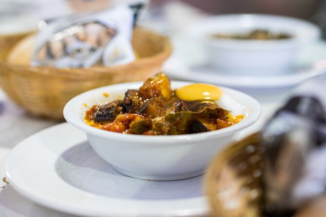 Seville: Triana Market Tapas Tour - Getting There: Plaza del Altozano to the Triana Market