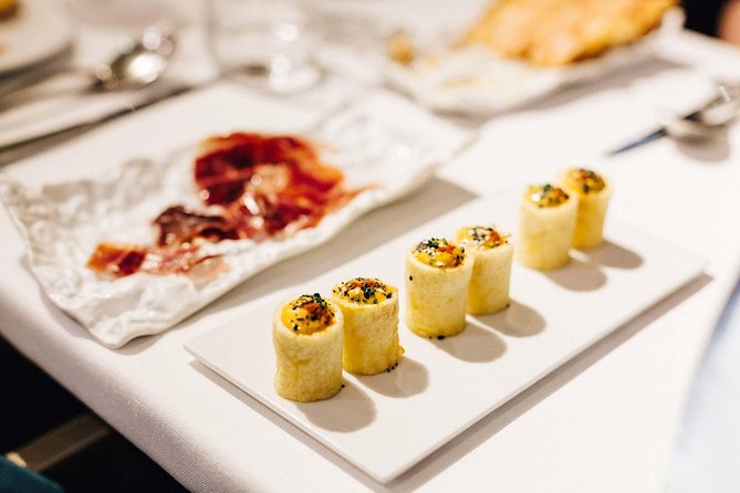 Seville Wine & Gourmet Tapas Tour by Food Lover Tour - Why this Seville wine and tapas format works