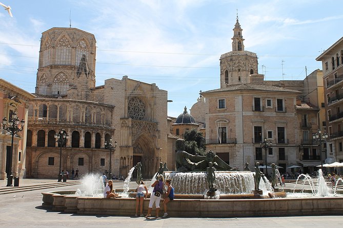 Shore Excursion: City Tour with Tapas in 11th Century Monument - Transportation inside the tour: comfortable vehicles, then you’re let loose