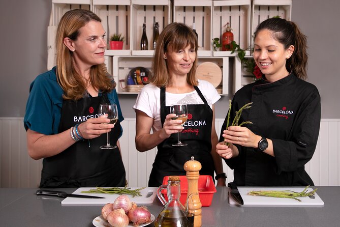 Spanish Tapas Workshop: Boqueria Tour & Rambla Views - A 4-hour tapas plan that starts at La Boqueria