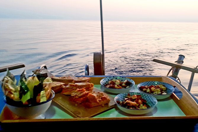 Sunset Boattrip + Tapa + Cava - Cava and Tapas: What’s Included and Why It’s Worth It