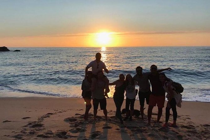 Sunset Hike, Tapas & Wine at Secret Beach - Golden-hour cruise toward Cascais: a satisfying closing act
