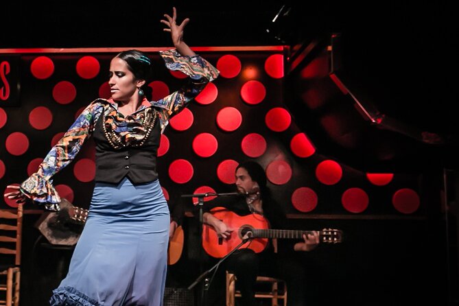 Tapas and Flamenco Evening - Tapas and sangria at the bar: what “dinner” means here
