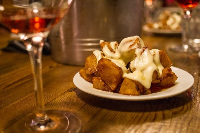 Tapas and Wine Walking Tour in Barcelona - A 4.5-hour tapas-and-wine walk that fits a first night