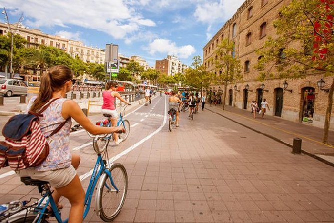 Tapas Bike Tour Barcelona - Getting rolling at Carrer de la Marquesa (and what to watch for)