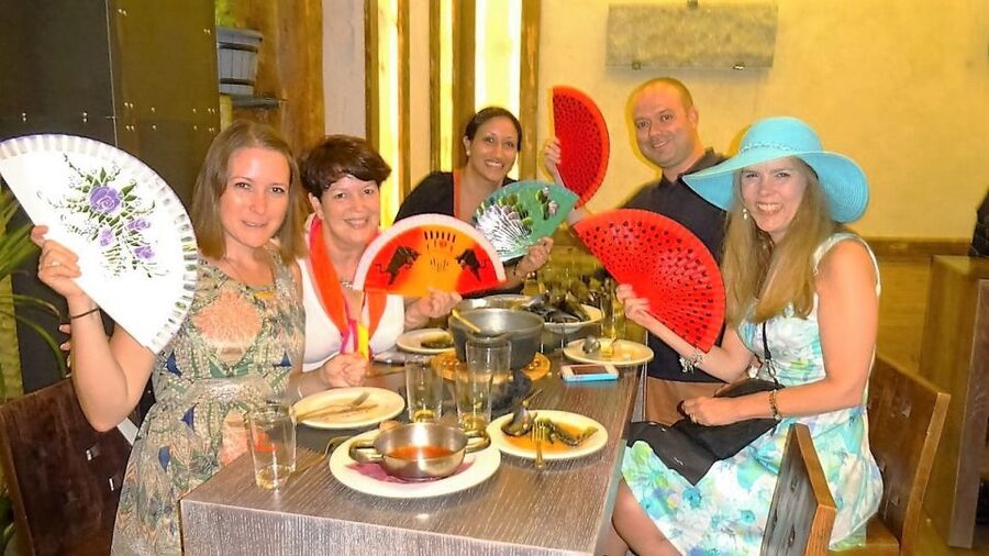 Tapas Crawl in Madrid Historical Quarter for Lunch or Dinner - Key highlights to notice before you go
