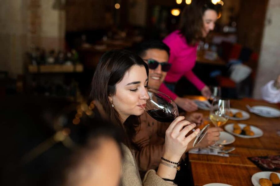 Tapas Food Tour with Dinner in Barcelona - Gothic Quarter Stop: When the Walking Feels Like Part of the Meal