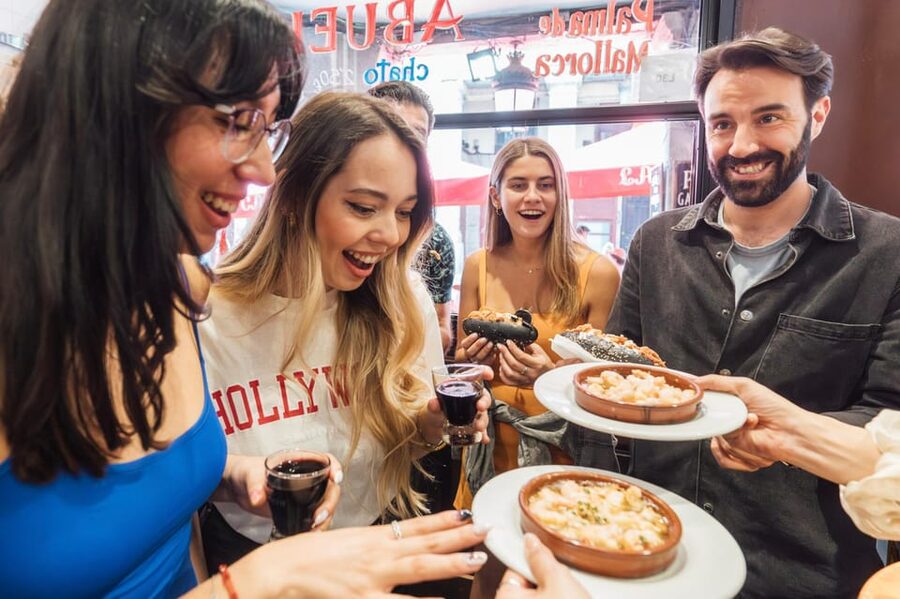 Tapas Food Tour with Dinner in Madrid - Why La Latina Works So Well for a Tapas Tour