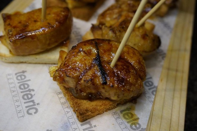 Tapas like a local Private Tour in Barcelona - A 5 p.m. tapas route with a truly private guide