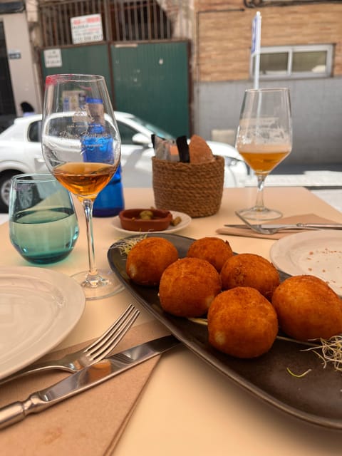 Tapas Tour Cordoba & Wine Experience with chef and sommelier - Price and Value: Paying for Expertise in Each Bite