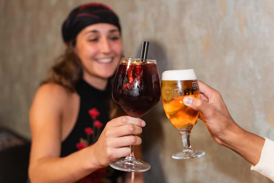 Tenerife: Gourmet Tapas and Wine Tour - The walking route: Santa Cruz highlights between stops