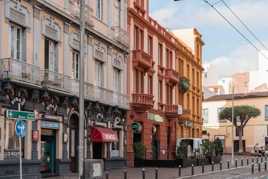 Tenerife: Gourmet Tapas and Wine Tour - Who should book this Tenerife tapas and wine experience