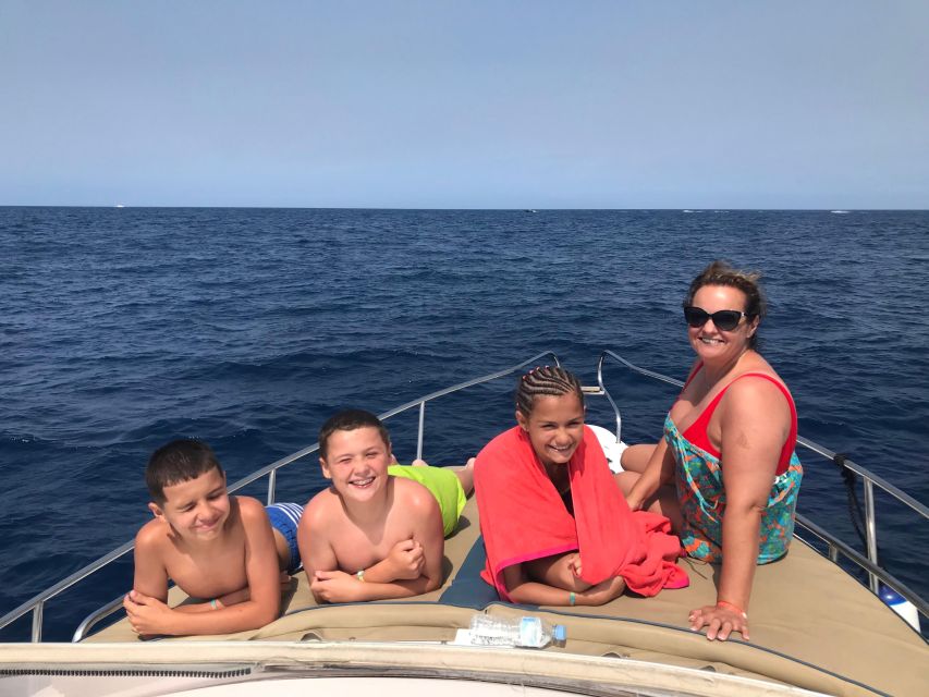Tenerife: Private Boat Charter with Tapas & Drinks - Tapas and Unlimited Premium Drinks: How the Onboard Food and Drinks Fit the 3 Hours