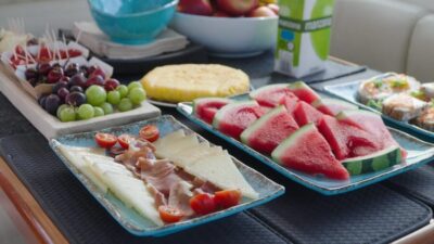 Tenerife: Shared Yacht Cruise with Champagne and Tapas - The 10:30 a.m. 3-Hour Flow and What Happens When