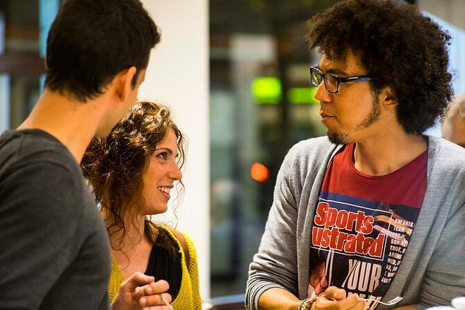 The Granada Evening Tapas Crawl by Food Lover Tour - Vermut, wine, and local classics across the middle stops