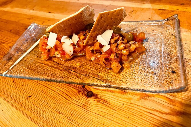 The One and Only Nuevo Tapas Tour - Barrio Santa Cruz: Narrow Lanes, White Walls, and Easy Meandering