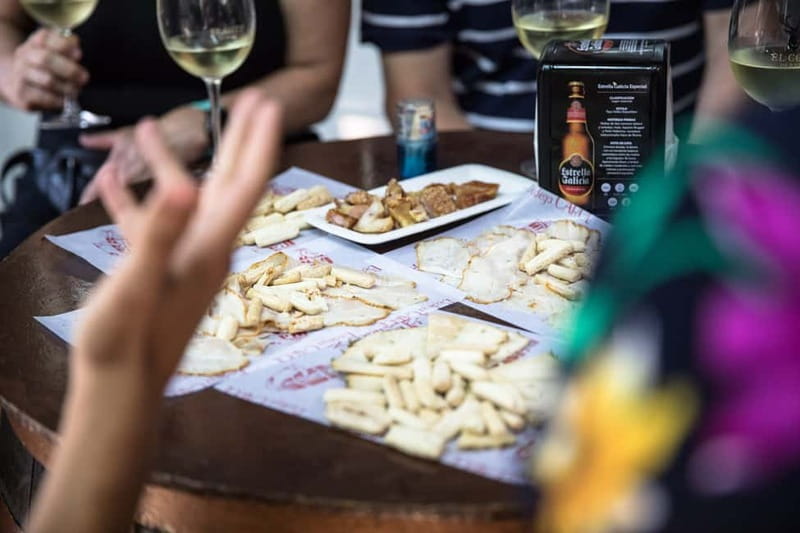 The Tapas Secret: Eat Where Locals Eat - Meeting at Encants: find Don Cuina Bany and start with an easy win