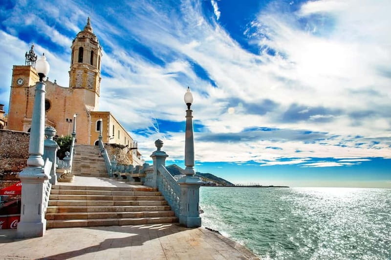 Tour in Sitges ( Bcn): Cultural diversity, tapas and beach - Pan con tomate breakfast: the easiest way to start feeling local