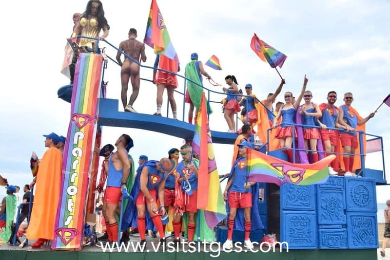 Tour in Sitges ( Bcn): Cultural diversity, tapas and beach - The tapas route: friendly bars and classic plates you can compare