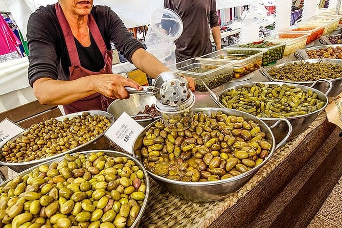 True Taste of Granada Old Town & Albaicin Tapas Tour - Plaza Nueva and Realejo-San Matías: The Walk’s Final Thread
