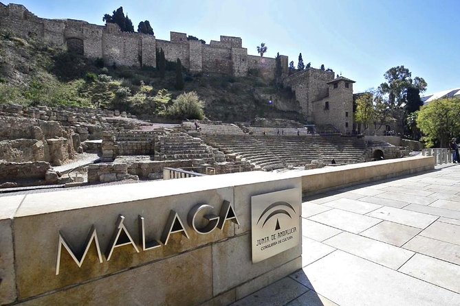 Ultimate Malaga History & Tapas - All Included Full Experience - Tapas in two local bars: included food that actually fills the gaps