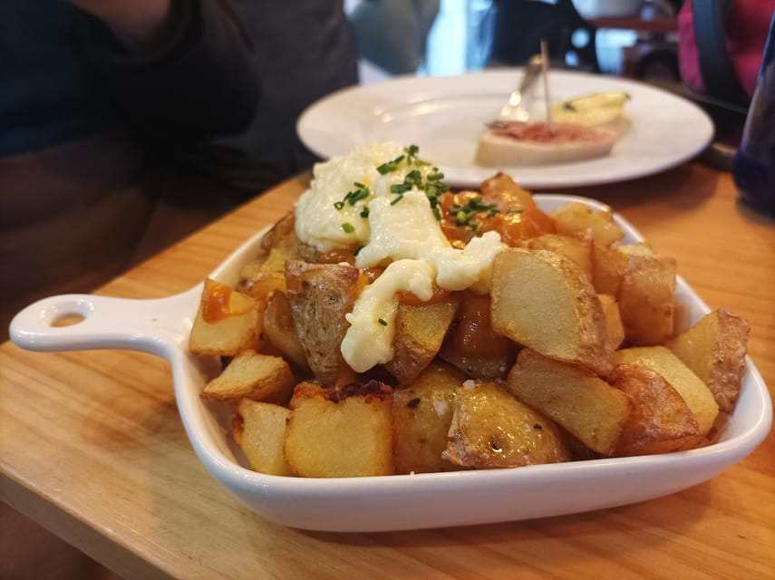 Valencia: Authentic Tapas & Drinks with a Local - Croquetas: the crispy outside, creamy inside moment