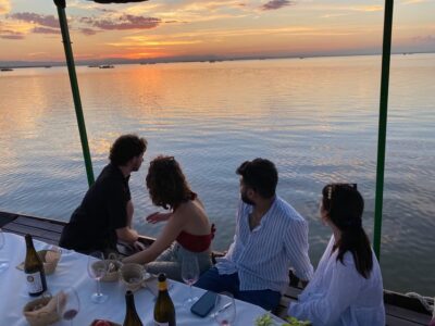 Valencia: Boat Ride with Valencian Wine Tasting & Tapas - Getting to El Palmar and finding Rosa la barquera