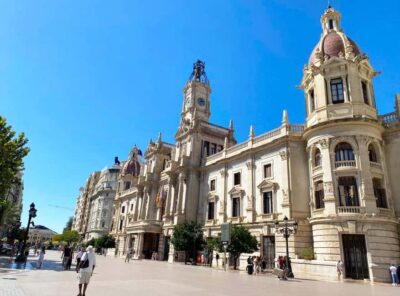 Valencia: Mysteries, Legends, & Local Tapas Experience - Walking above ancient Valencia at Plaza de la Almoina